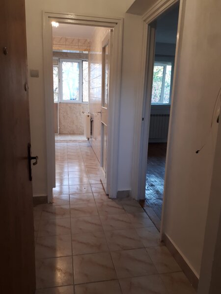 Giulesti, Parc Liceul Marin Preda,